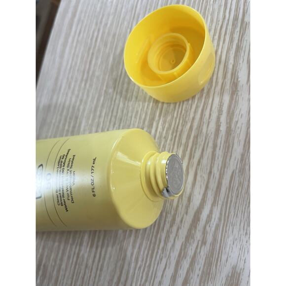 NEW SEALED SUN BUM KIDS CLEAR SUNSCREEN LOTION SPF50 6oz Water Resistant 80 Min - Picture 3 of 3